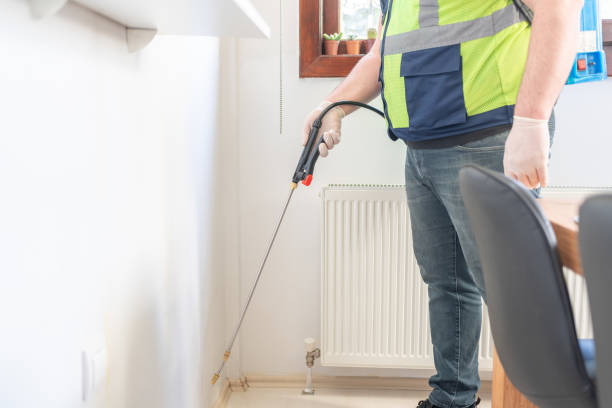 Best Emergency Pest Control  in Tullytown, PA